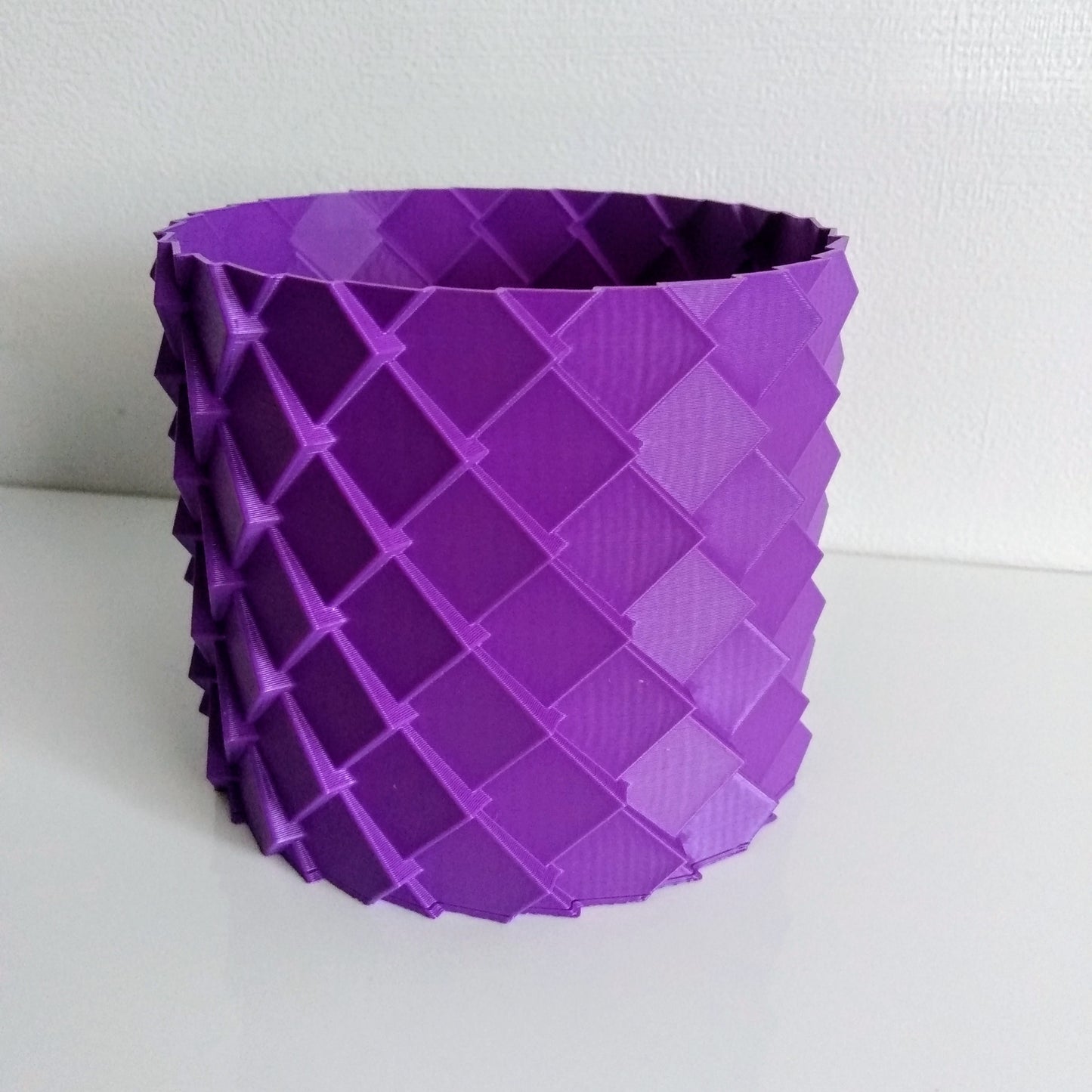 Dragon Scale Cover Pot and Planter